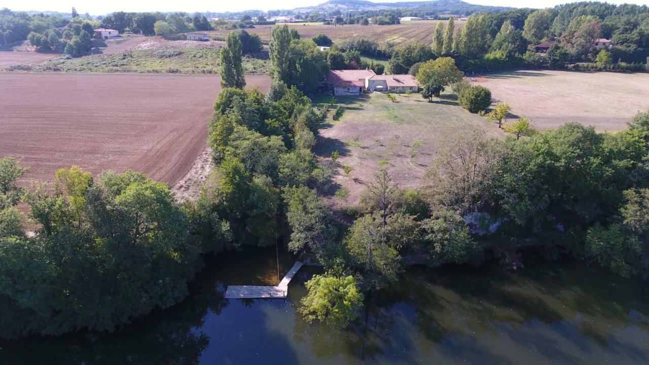 Gite Clodeguy Saint-Sylvestre-sur-Lot Exterior foto